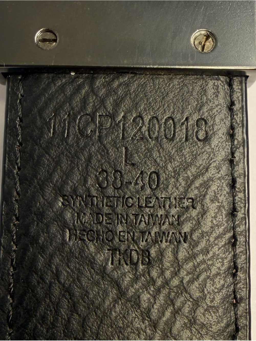 Men's Columbia Reversible Synthetic Leather Dress Belt with Metal Buckle - Picture 4 of 4